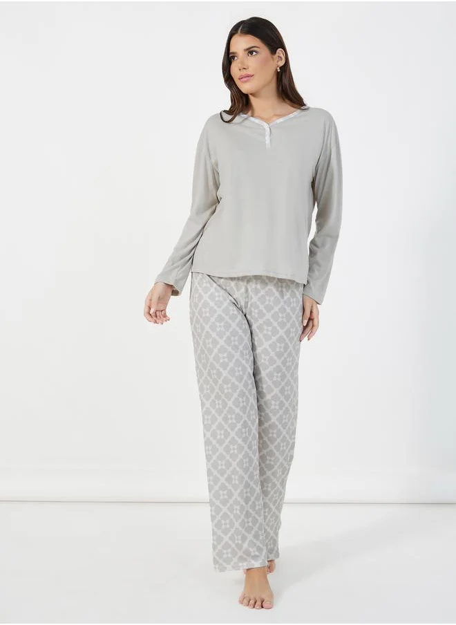 Styli Solid Dropped Shoulder T-Shirt & Printed Pants Pyjama Set