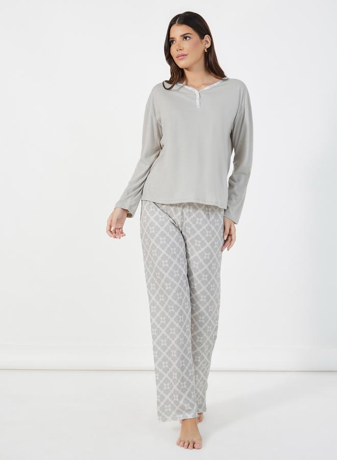 Styli Solid Dropped Shoulder T-Shirt & Printed Pants Pyjama Set - Image 1