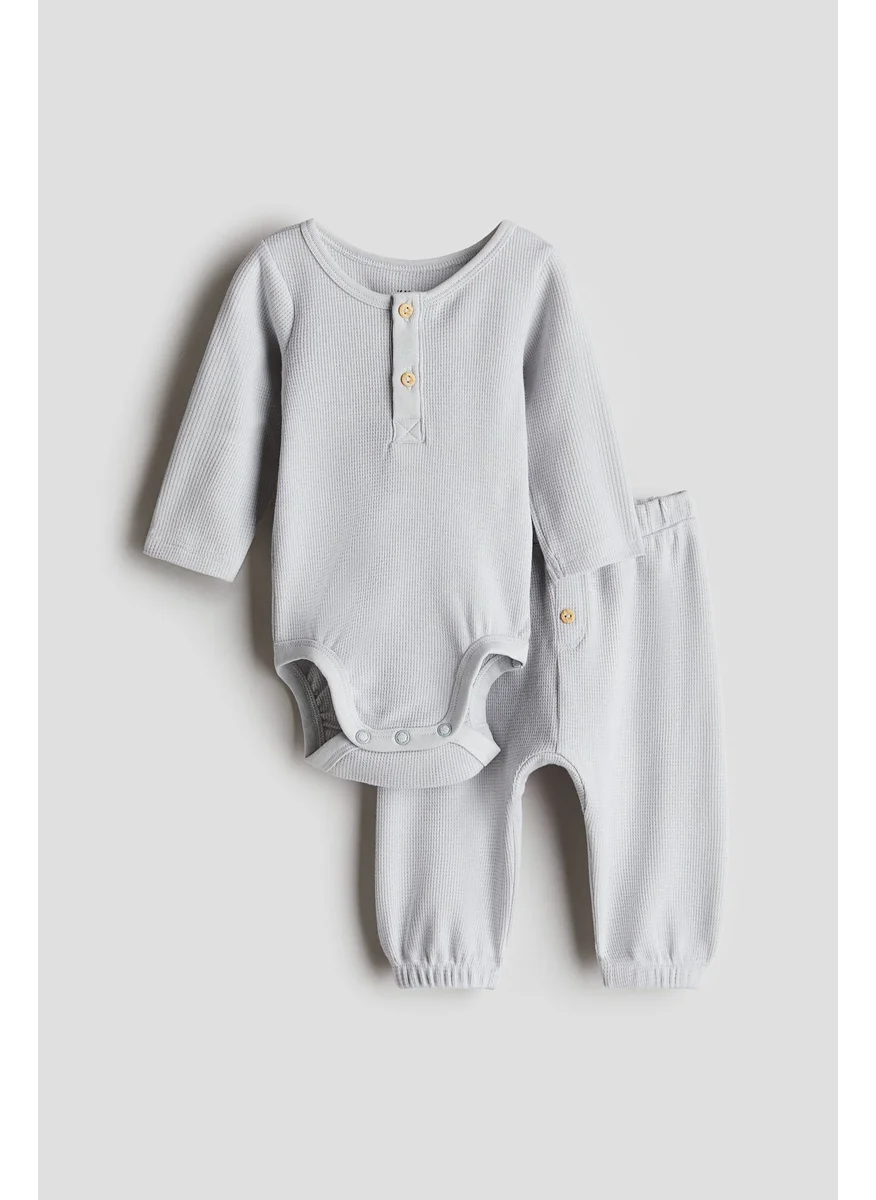 H&M 2-Piece Henley Bodysuit And Trousers Set