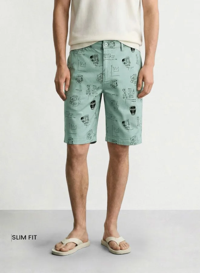 ذا انديان كراج كو Men Slim Fit Doodle Printed Side Pocket Mid-Rise Chino Shorts
