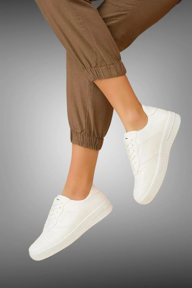 ليجر White Unisex Sneakers