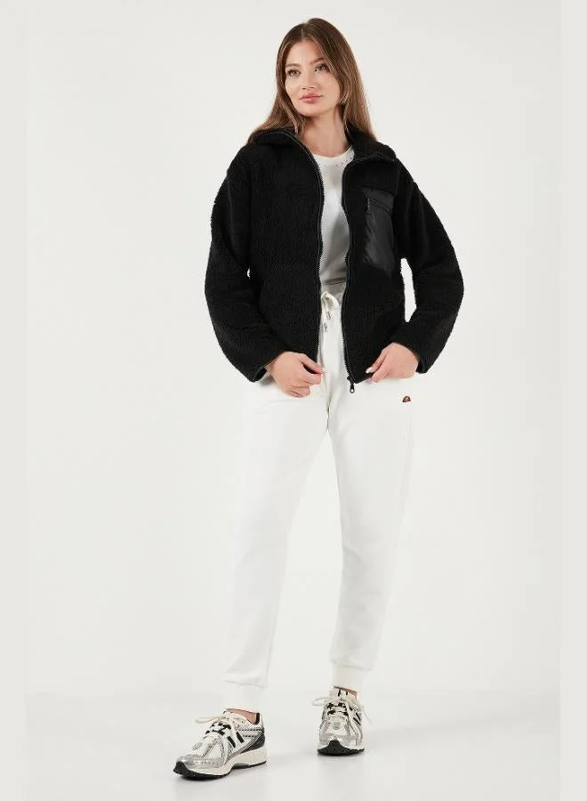 ليلا كارديجان ليلا بقصة عادية وياقة كلاسيكية وجيب صدر تفصيلي، صوف نسائي، بولار