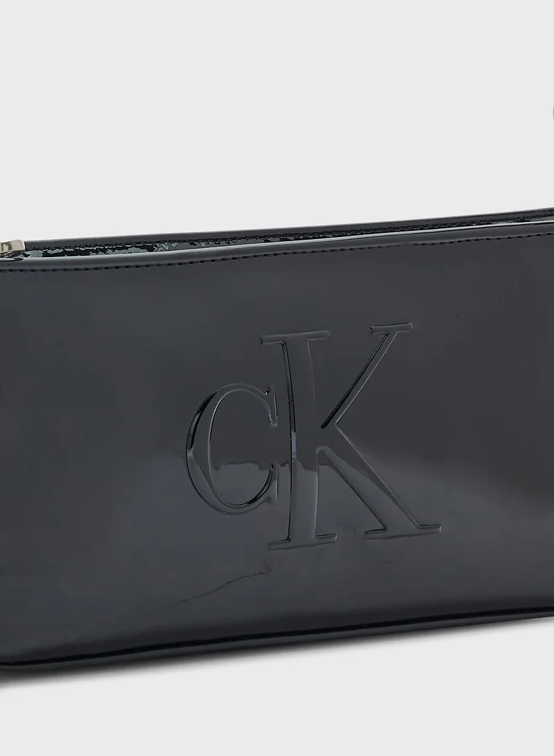 كالفن كلاين جينز Sculpted Crossbody