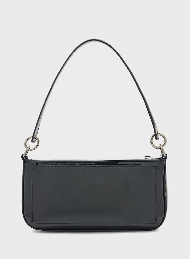 كالفن كلاين جينز Sculpted Crossbody