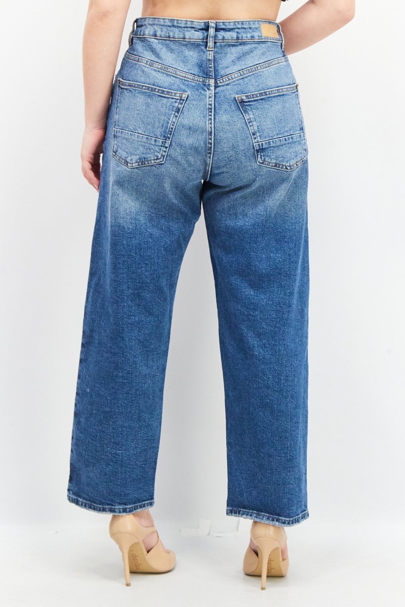 ESPRIT Women Straight Fit Textured Washed Denim Jeans, Blue - Image 4