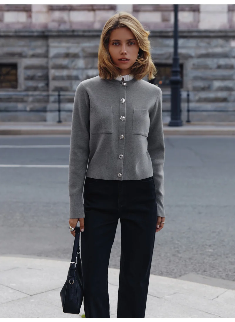 Lichi Cardigan with pleated insert on the collar