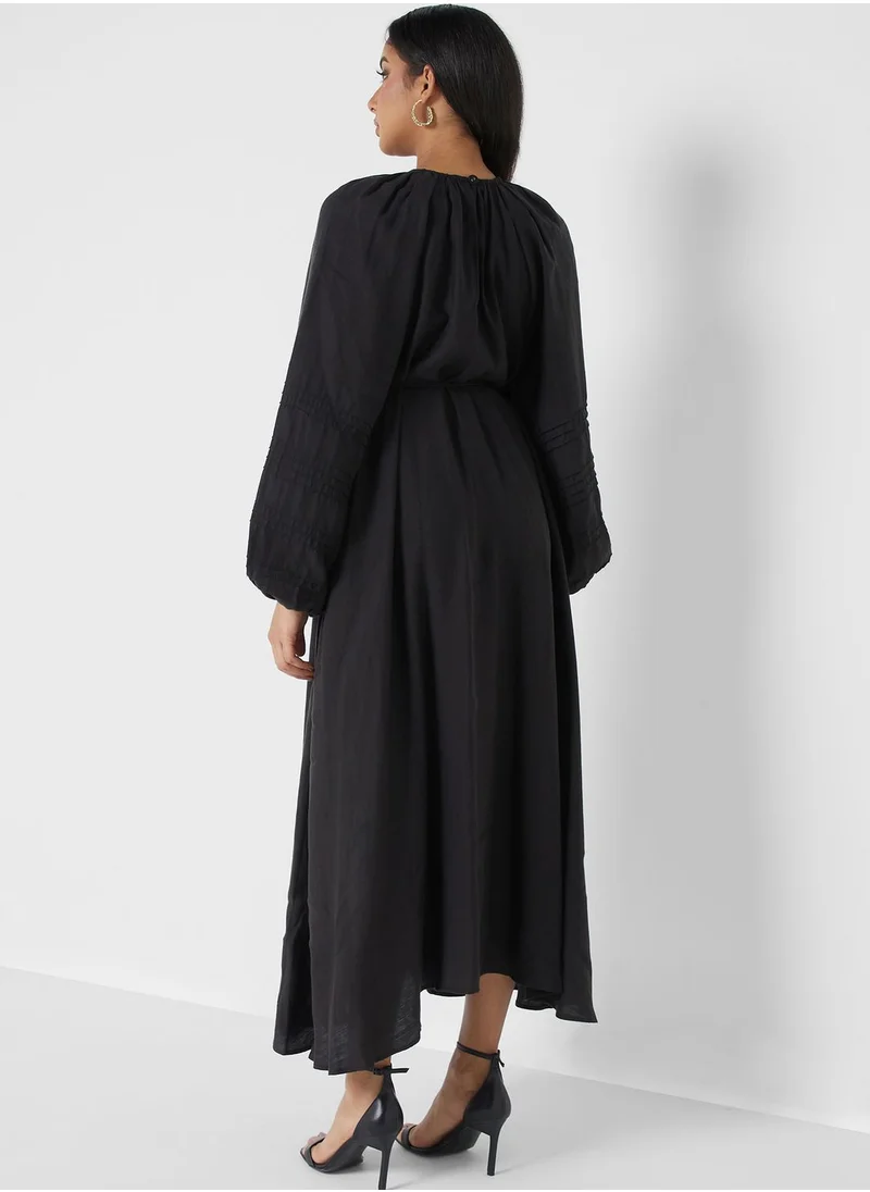 Cmeo collective Balloon Sleeve Pleated Dress