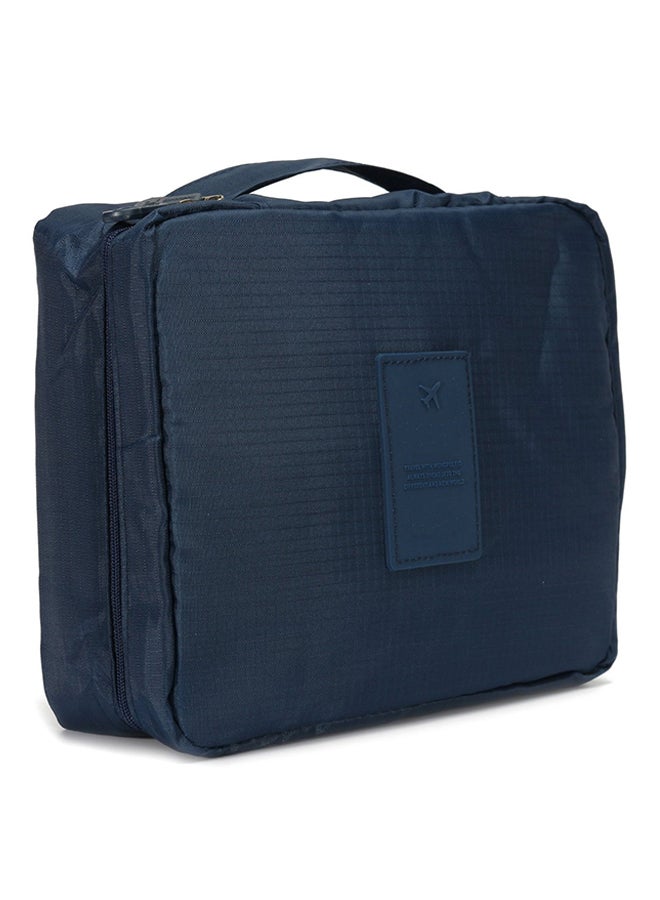 تنظيم حمام معلق أزرق