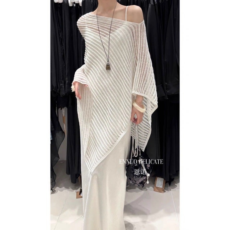 Qi Ta T627 Elegant Crochet Hollow Knit Cape Top - French Style, Relaxed Fit - Image 3