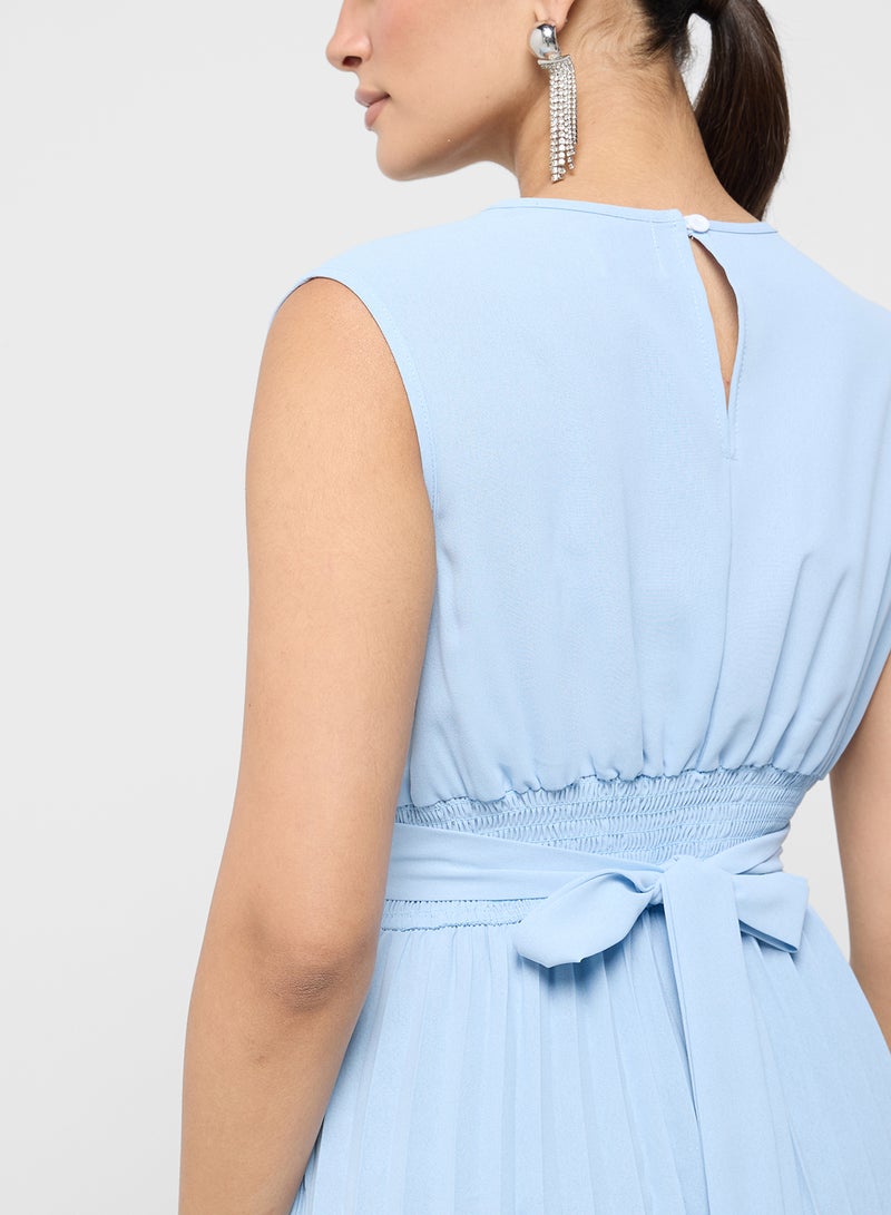 ايلا فستان بلا أكمام بكسرات - Image 3