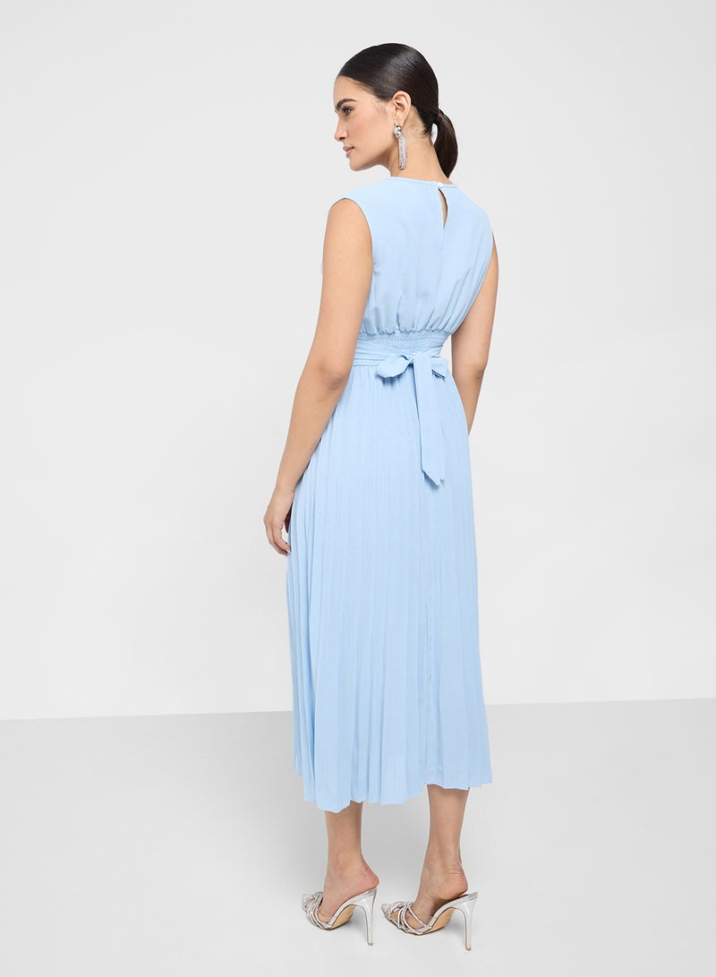 ايلا فستان بلا أكمام بكسرات - Image 2