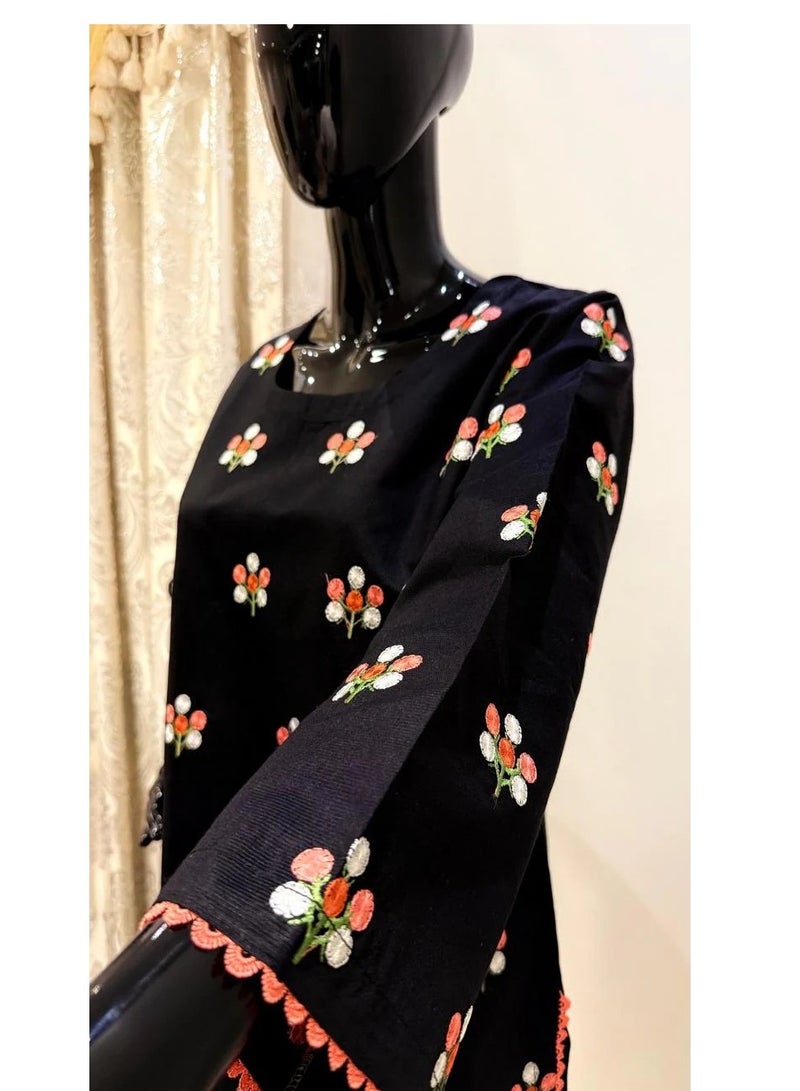 وينشيلز سلوار قميص باكستاني أسود مطرز - قطن فائق النعومة | مقاس متوسط - Image 3