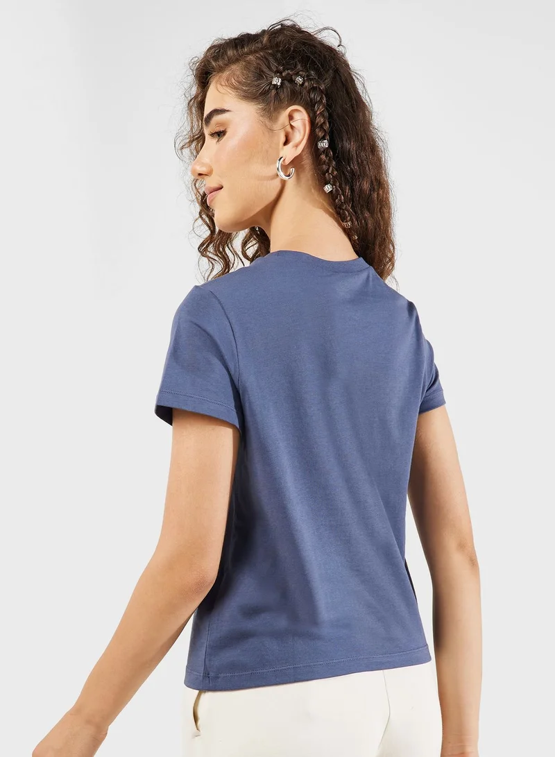 Reebok Classic Logo T-Shirt