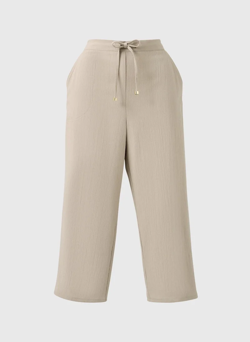 ماتلان Taupe Cropped Clipper Trousers