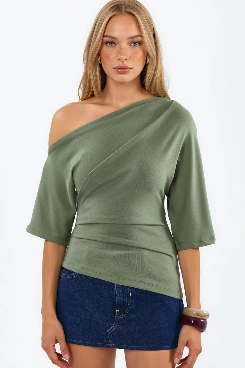 Busem BUSEM Women’s boat neck short-sleeve knit blouse
