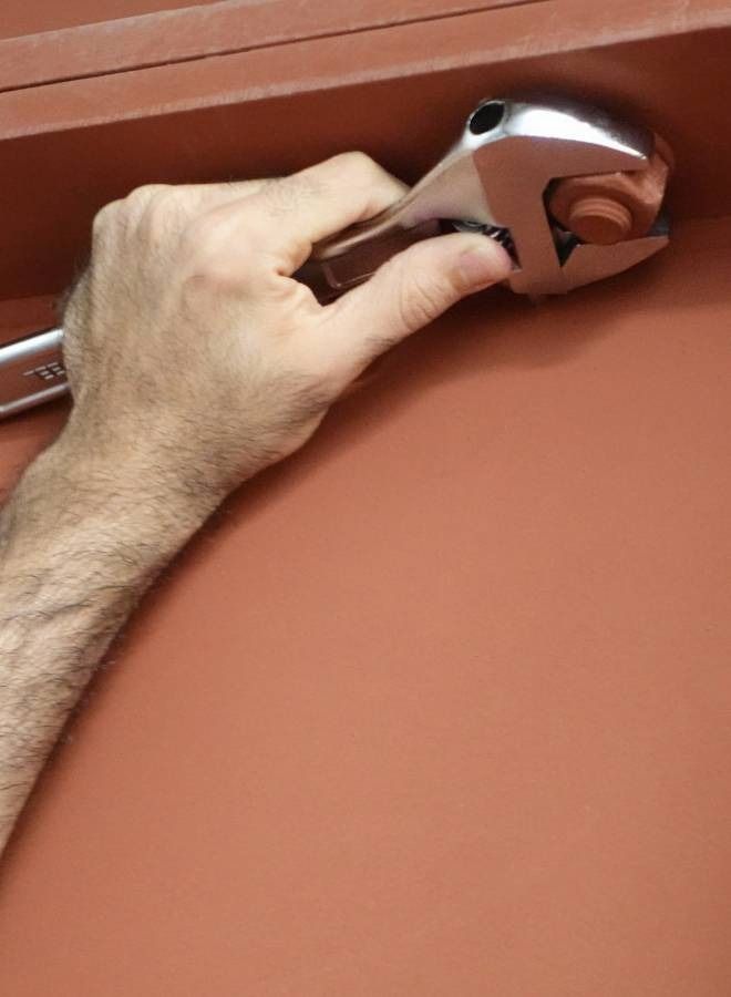 VTOOLS 12 Inch Carbon Steel Adjustable Wrench - Image 4