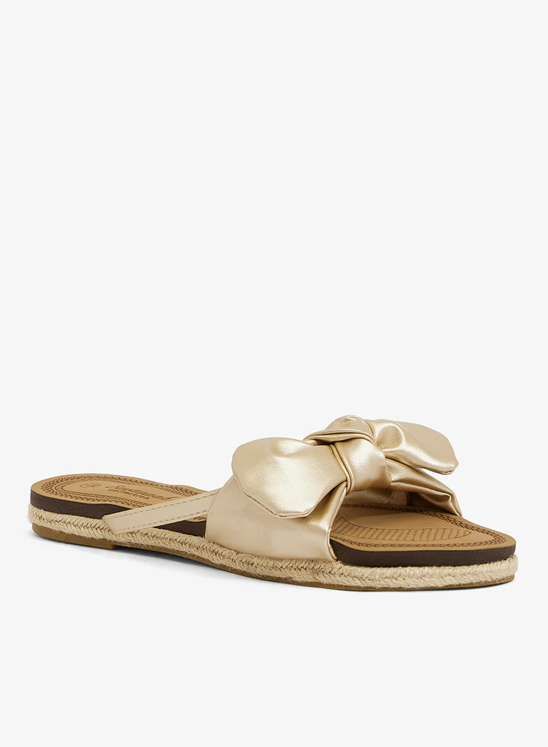 Savannah Collection Flat Sandal With Bow