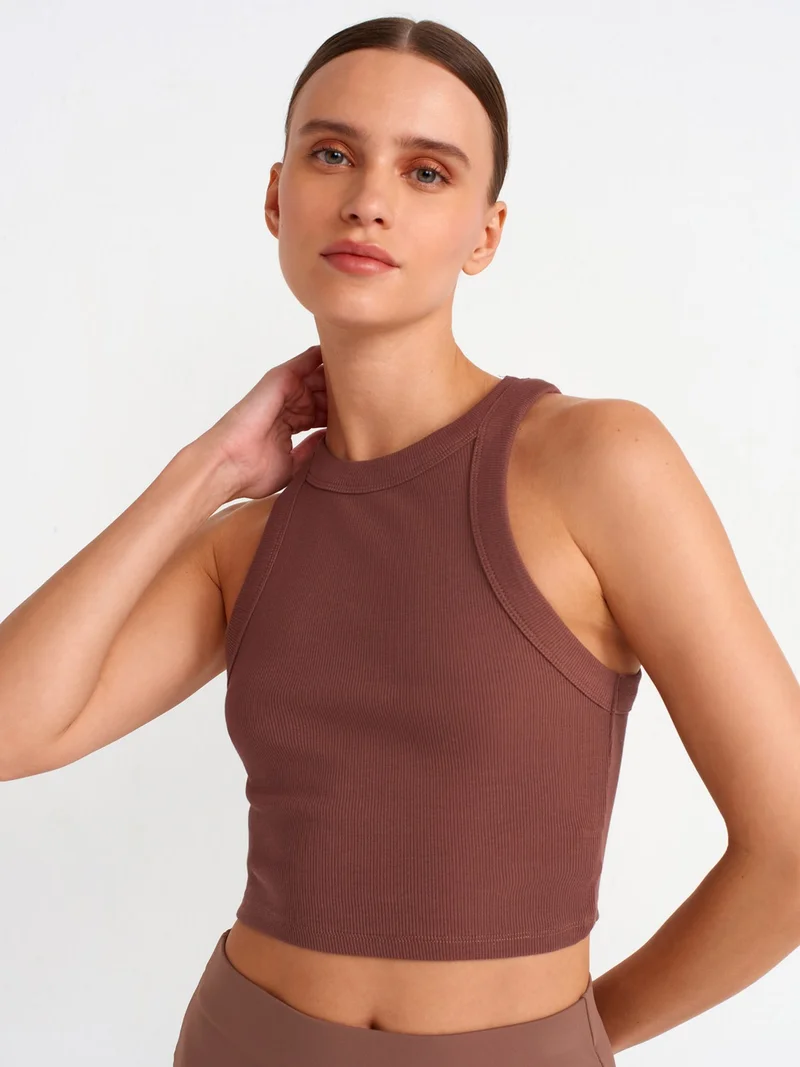 ديلفين 20810 Crop Top-Brown