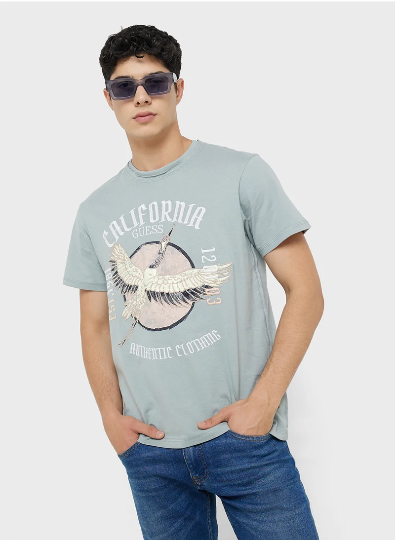 جس Printed Short Sleeve Crew Neck T-Shirt