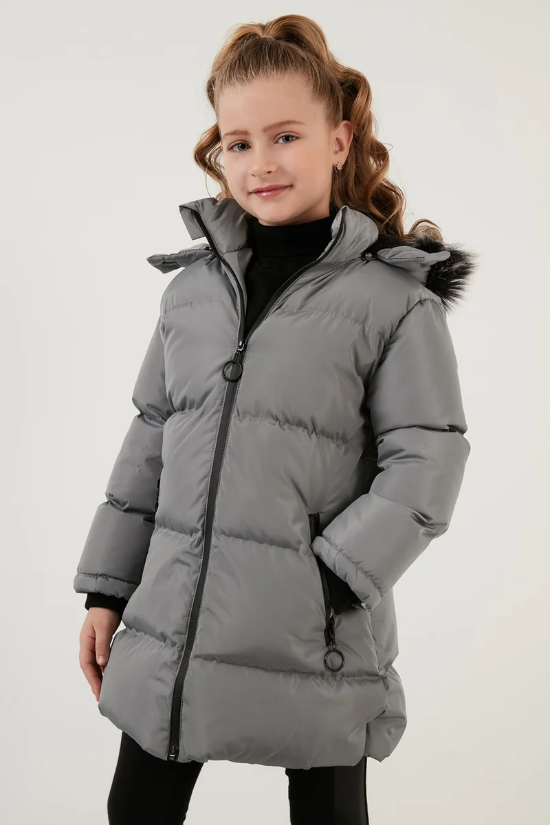 ليلا Plush Lined Faux Fur Collar Removable Hooded Winter Coat Girls' Coat 5760072