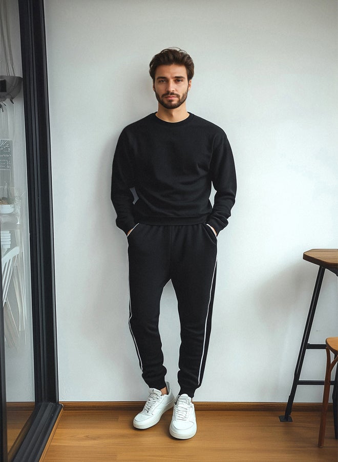 trendyol Black Regular Cut Thick Piping Sweatpants TMNAW25EA00001  - Image 1