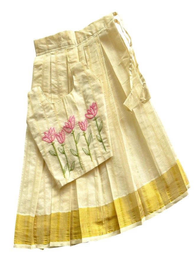 Picksparrow فستان عرقي تقليدي مطرز يدويًا من Picksparrow Baby Girl Pattu pavadai/Lehenga Choli/(LOTUS/ROSE/SUNFLOWER_STRIPES, Kasavu) (ذهبي، 6-12 شهرًا) - Image 3