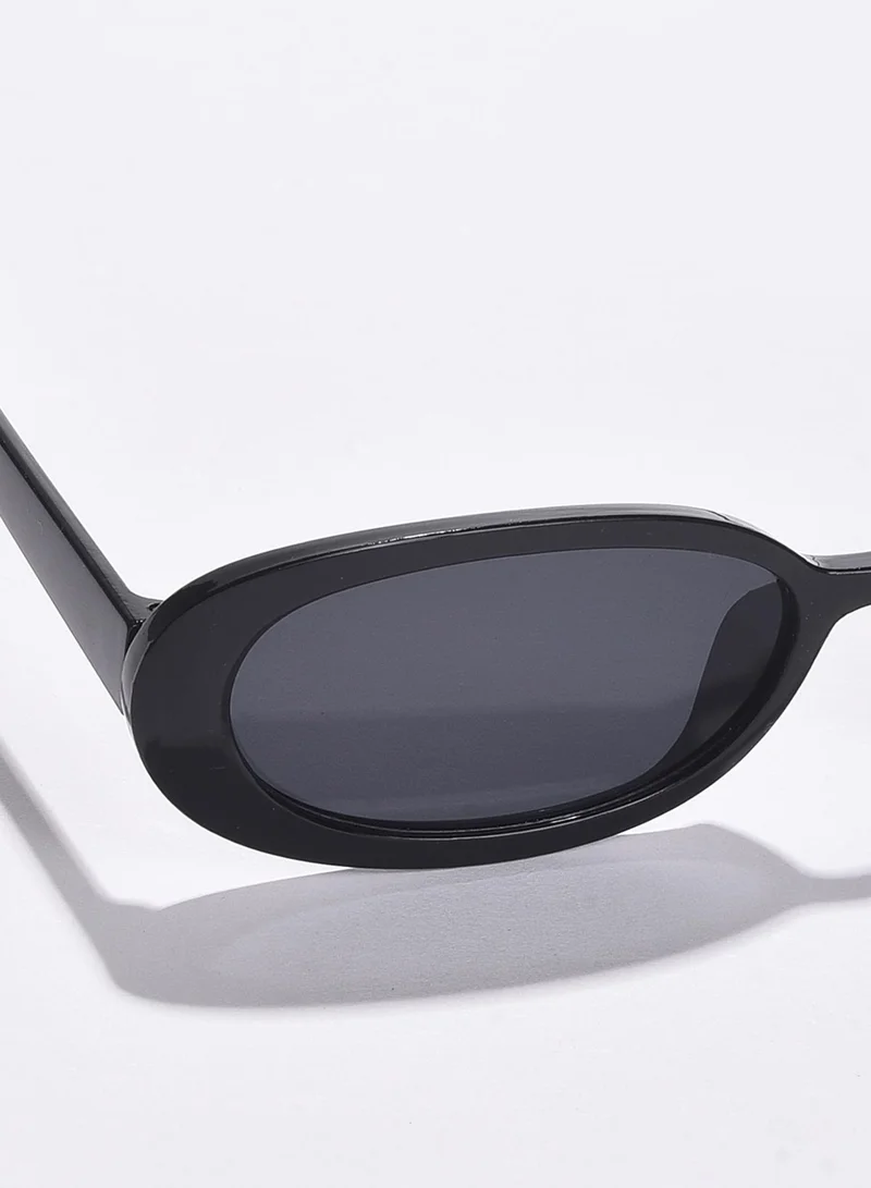 صوص هاوت Black Lens Black Oval Sunglasses