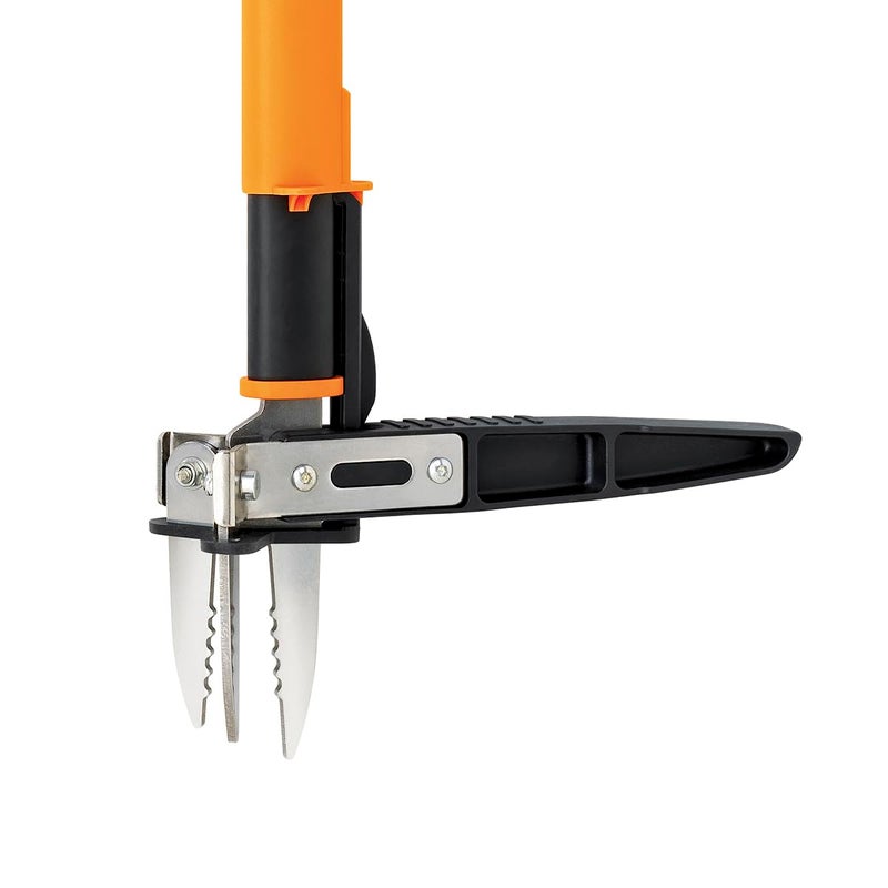 Fiskars 3-Claw Stand Up Weed Puller Tool, Gardening Weeder, Hand Weeding Tool with 39" Long Ergonomic Handle with Easy-Eject Mechanism - Image 3