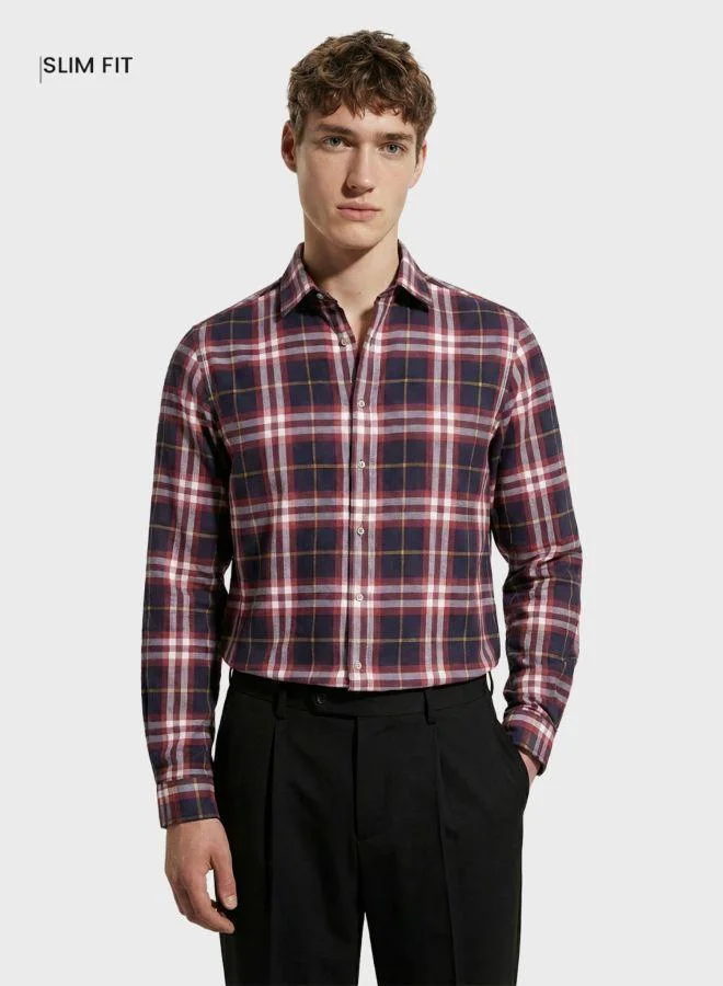 The Indian Garage Co Men Slim Fit Checked Round Neck Full Sleeves Shirt
