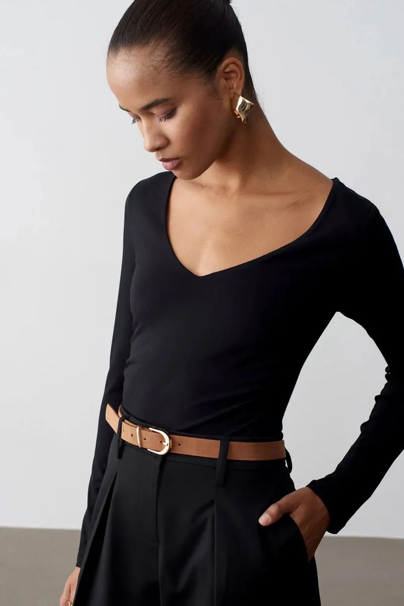Dilvin Black DILVIN Slim Fit V-Neck Knit Blouse for Women | Best Price UAE