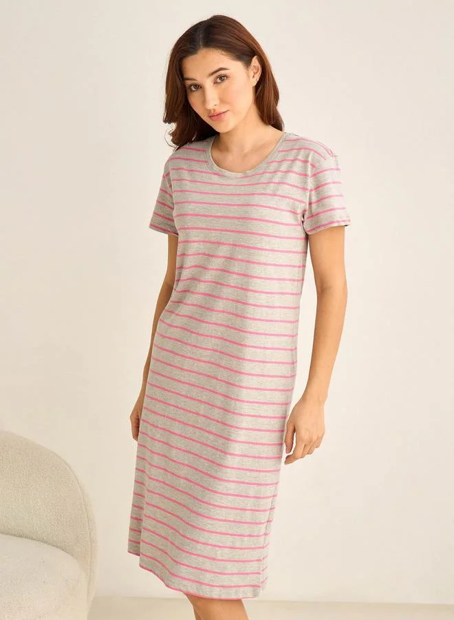 سبلاش فيڤ فستان نوم قصير بأكمام مطبوعة