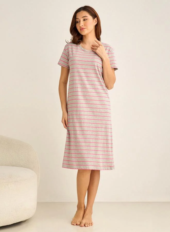 سبلاش فيڤ فستان نوم قصير بأكمام مطبوعة