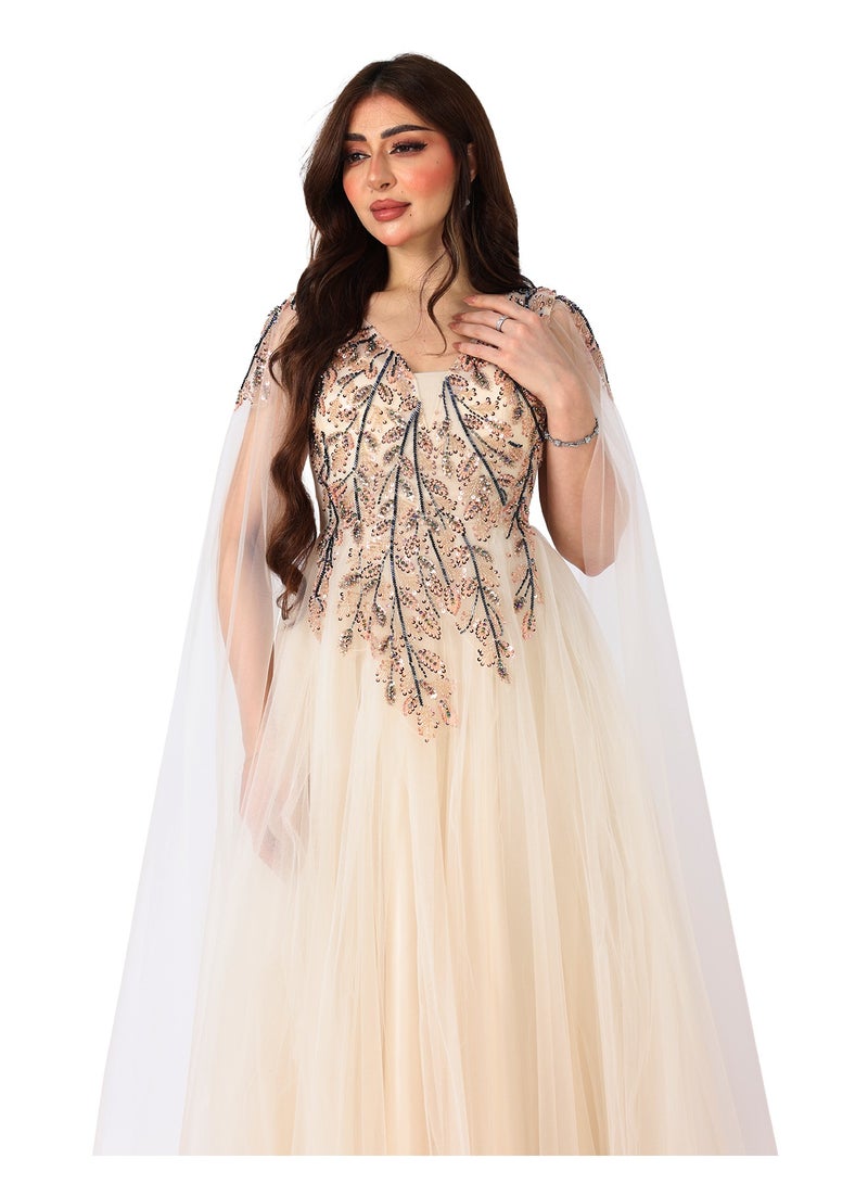 MODERN DESIGNER An elegant evening dress with an eyecatching design that combines luxury and softness This evening dress is the perfect choice for you It is available in several sizes to suit all tastes and give you a feeling of comfort and elegance at the same time - Image 3
