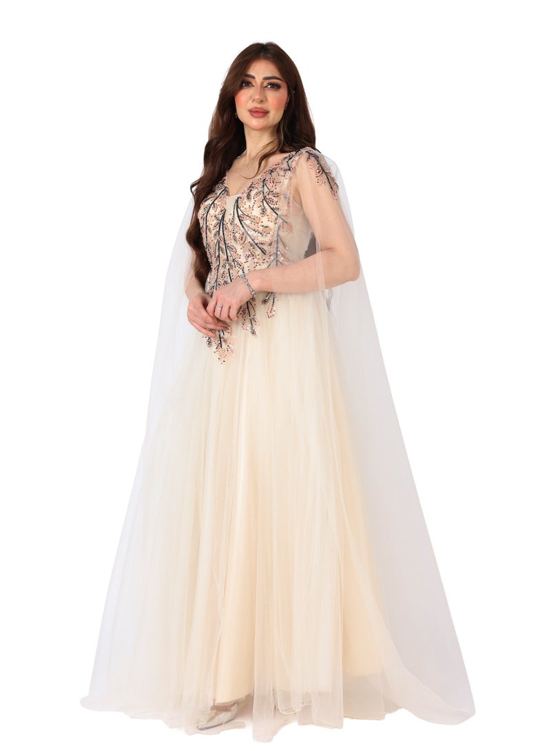 MODERN DESIGNER An elegant evening dress with an eyecatching design that combines luxury and softness This evening dress is the perfect choice for you It is available in several sizes to suit all tastes and give you a feeling of comfort and elegance at the same time - Image 2