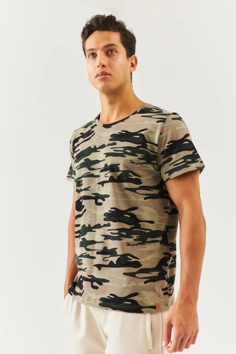 بوتيكجيز Kamuflaj Oversize RahatPamuklu Penye Bisiklet Yaka Kısa Kol Basic T-Shirt Classic Collection