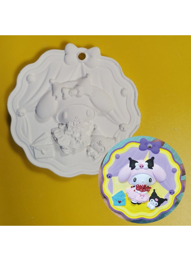 xozgdovg Liou Kulomi Gypsum Relief Painting Pendant Children's Handmade DIY Graffiti Doll Cinnamon Dog Aromatherapy Listing-Color:Round Melody Tag-1 White Embryo  - Image 1
