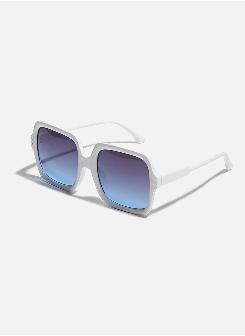 صوص هاوت Tinted Lens White Frame Oversized Sunglass