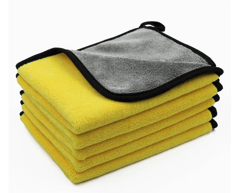 Auto E-Shopping Microfiber Car Cleaning Multicolor Cloth Towel Pack of 4 Piece 40x40 500 GSM for Car Bike Cleaning Polishing Washing & Detailing - Image 3