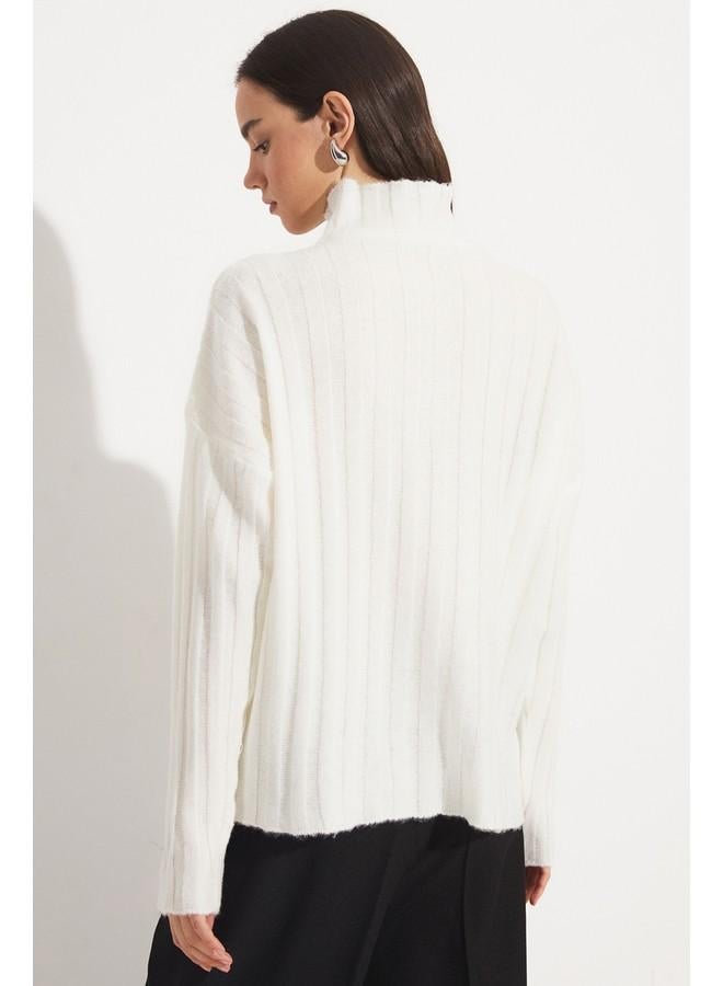 June Half Turtle Neck Buttoned Sweater Ecru - Image 5