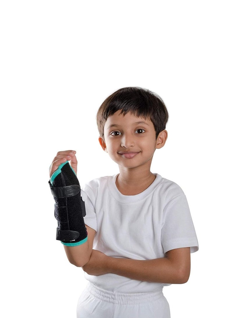 TYNOR Wrist & Forearm Splint, Grey, Right, Child, 1 Unit - Image 1