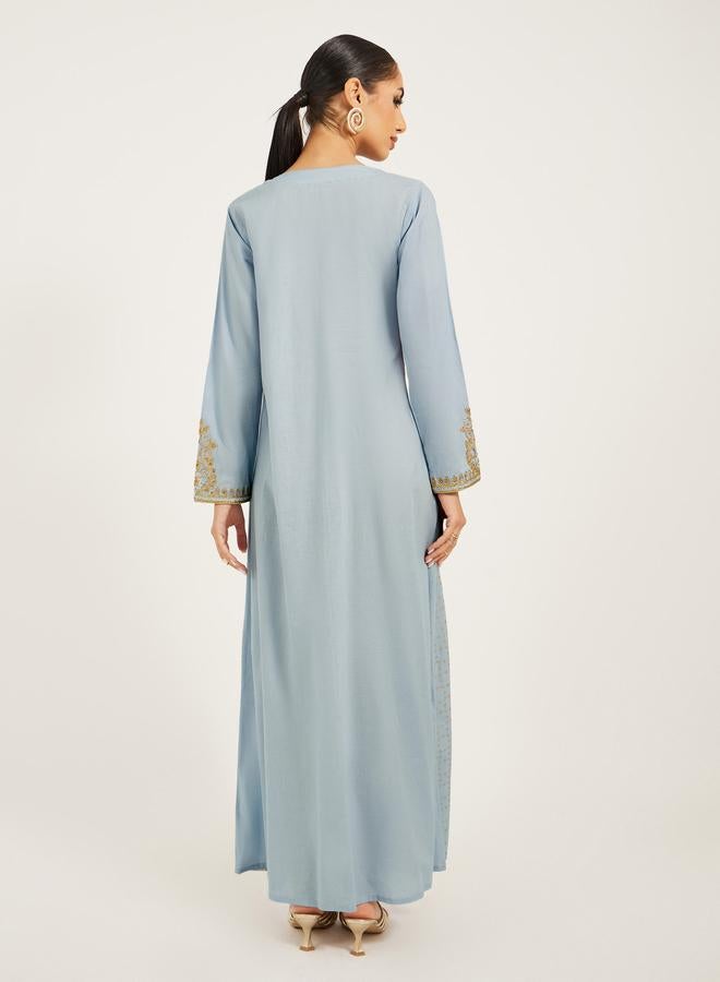 ستايلي جلابية مطرزة بتفاصيل دانتيل بتصميم - - Image 5