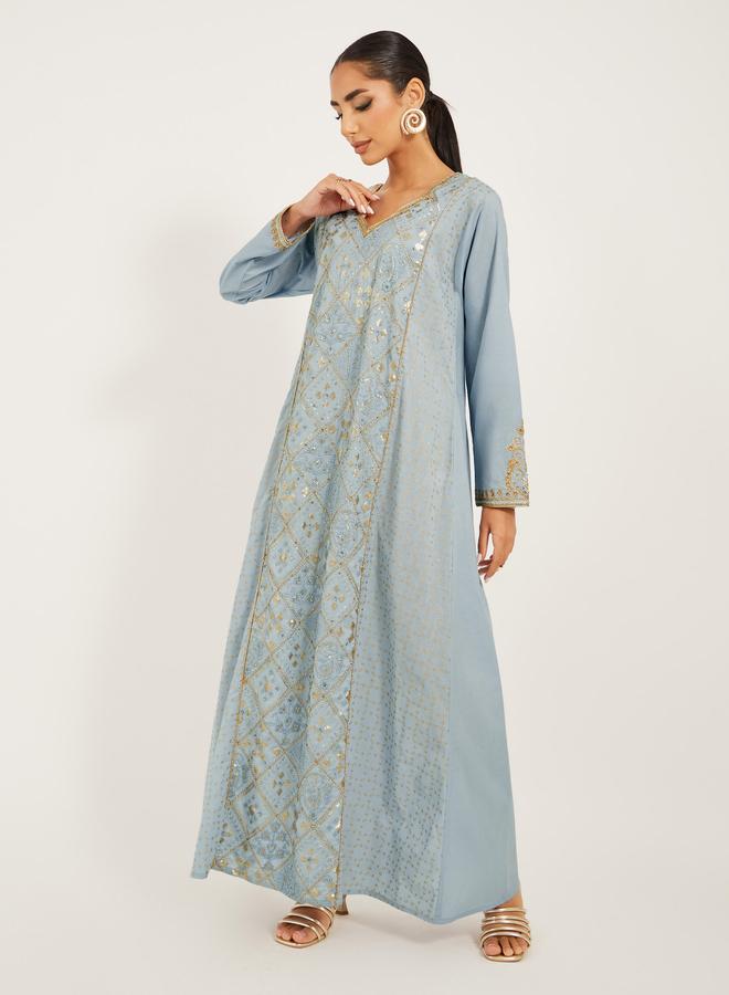 ستايلي جلابية مطرزة بتفاصيل دانتيل بتصميم - - Image 2