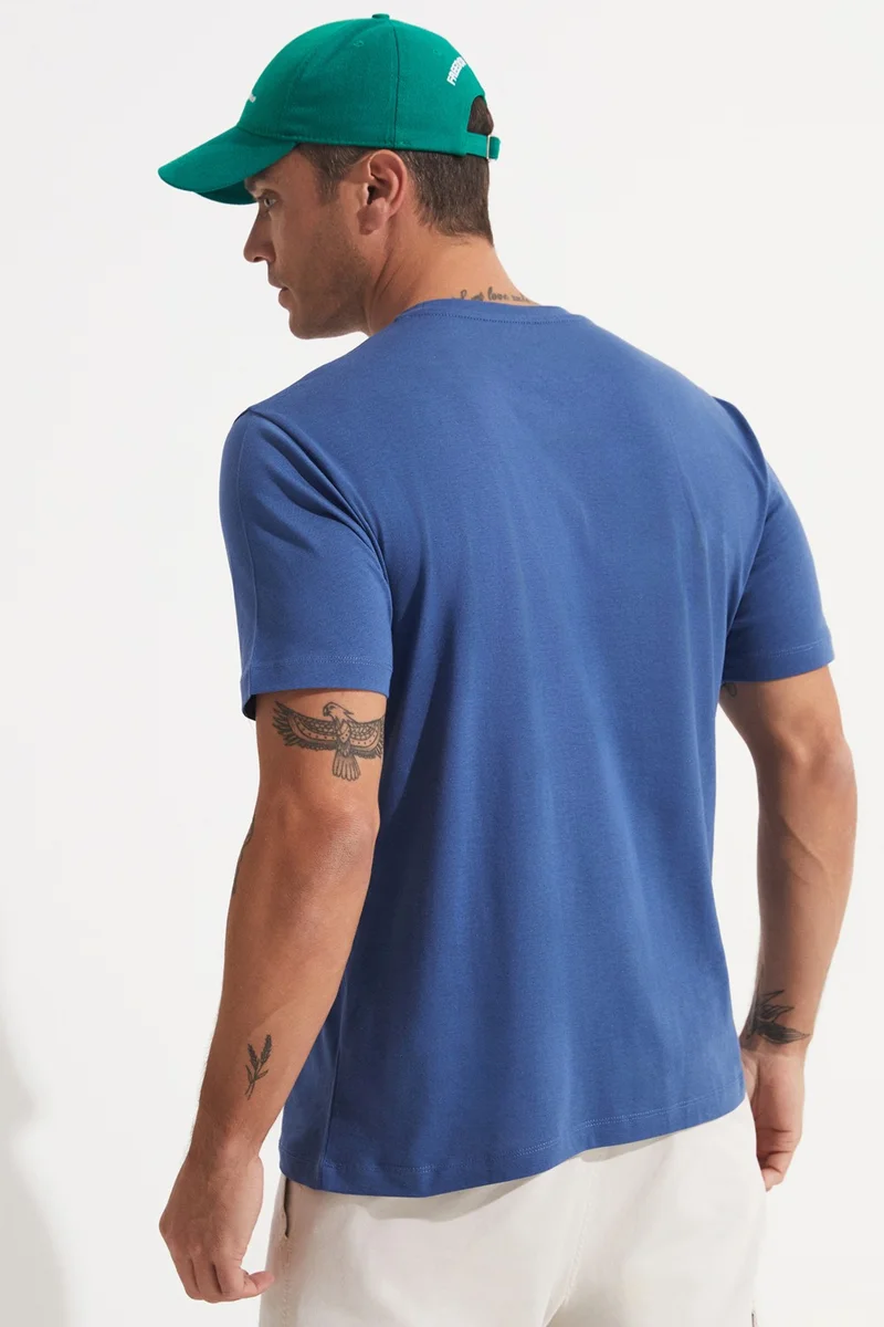 JUNE Men's Regular Fit Pocket Detailed Short Sleeve T-Shirt