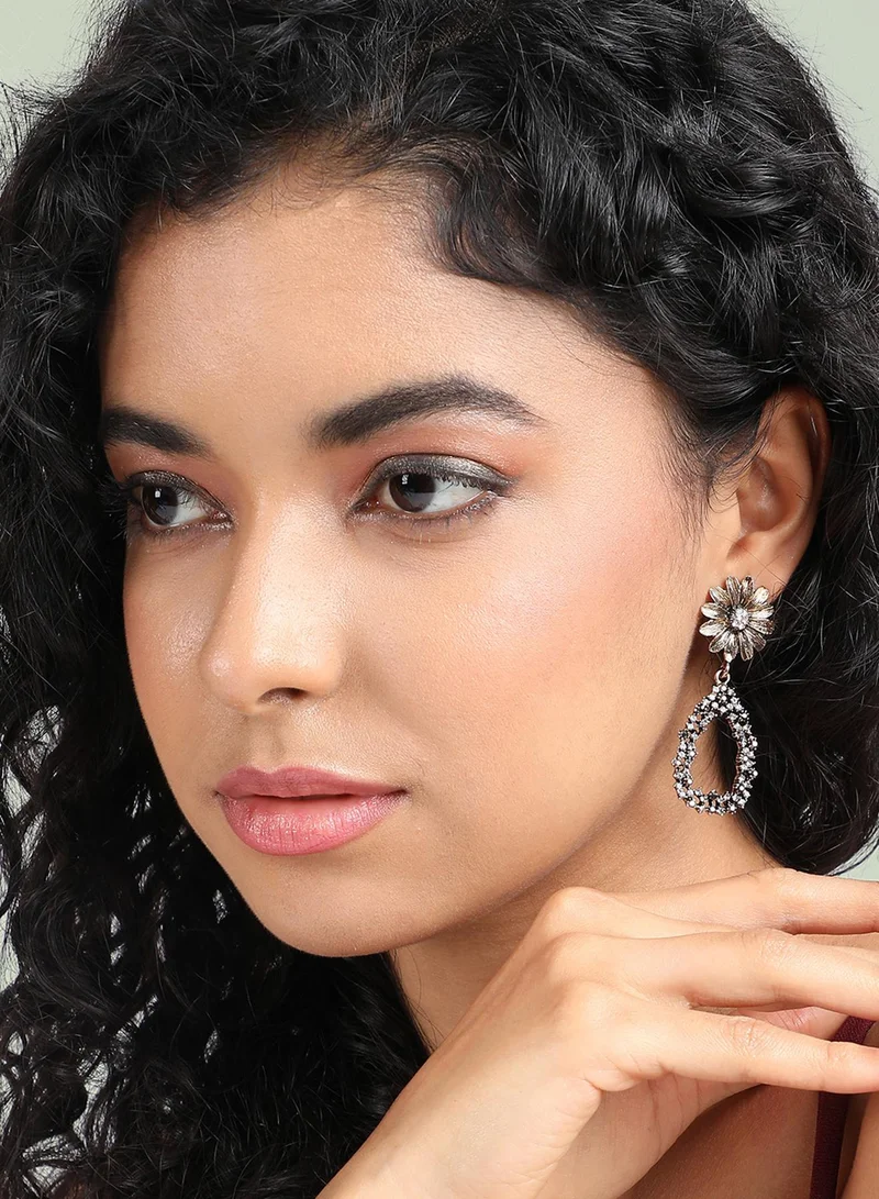 SOHI Daisy Intricate Teardrop Artificial Drop Earring Jewellery