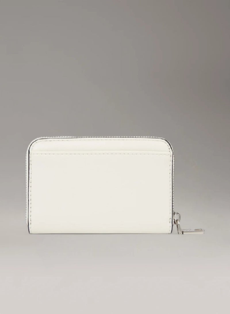 Calvin Klein Jeans RFID Zip Around Wallet - Image 2