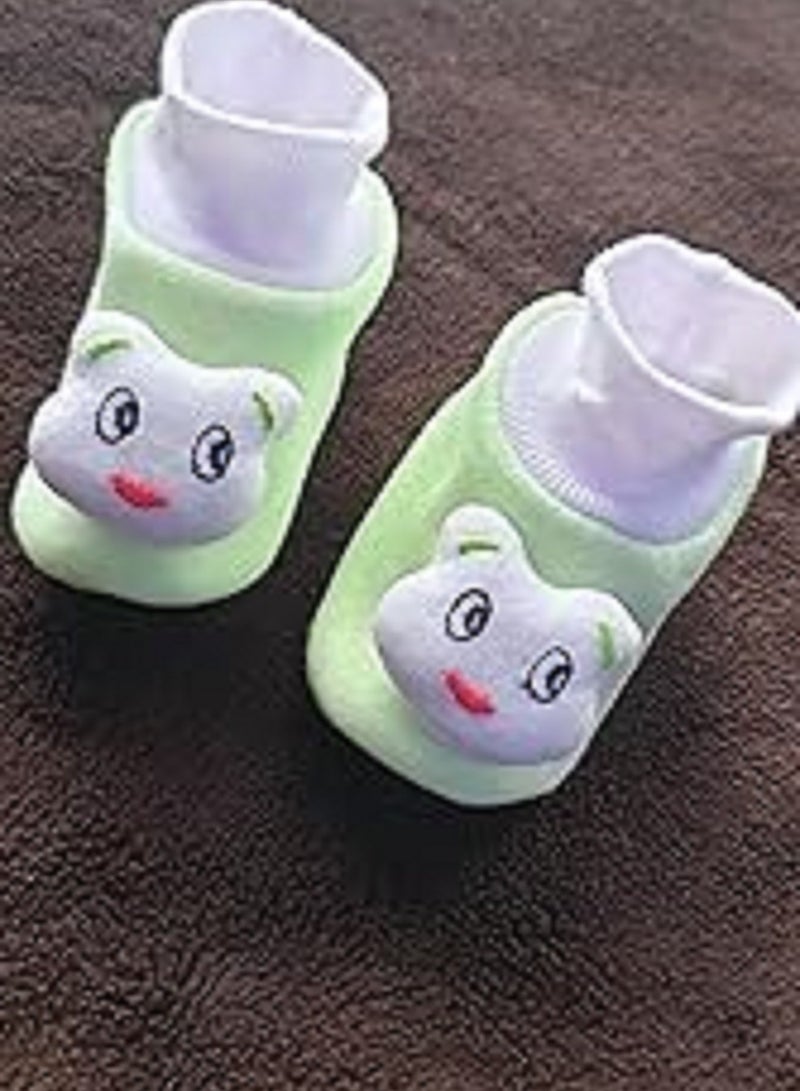 زوج واحد من جوارب الأطفال المصممة بعناية المختارة خصيصًا لطفلك الرقيق لضمان الراحة القصوى والحركة الحرة - Image 1