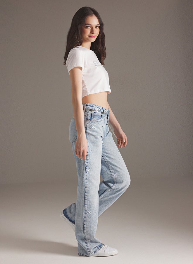 trendyol Blue Ribbon/Bow Detailed Stoned Normal Waist Wide Leg Jeans - Image 2
