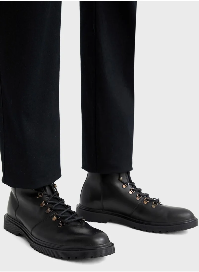 ديفاكتو High Top Formal Boots