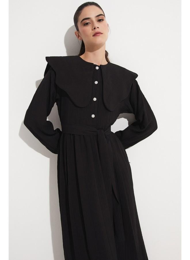 جون فستان ماكسي بتفاصيل ياقة - Image 2