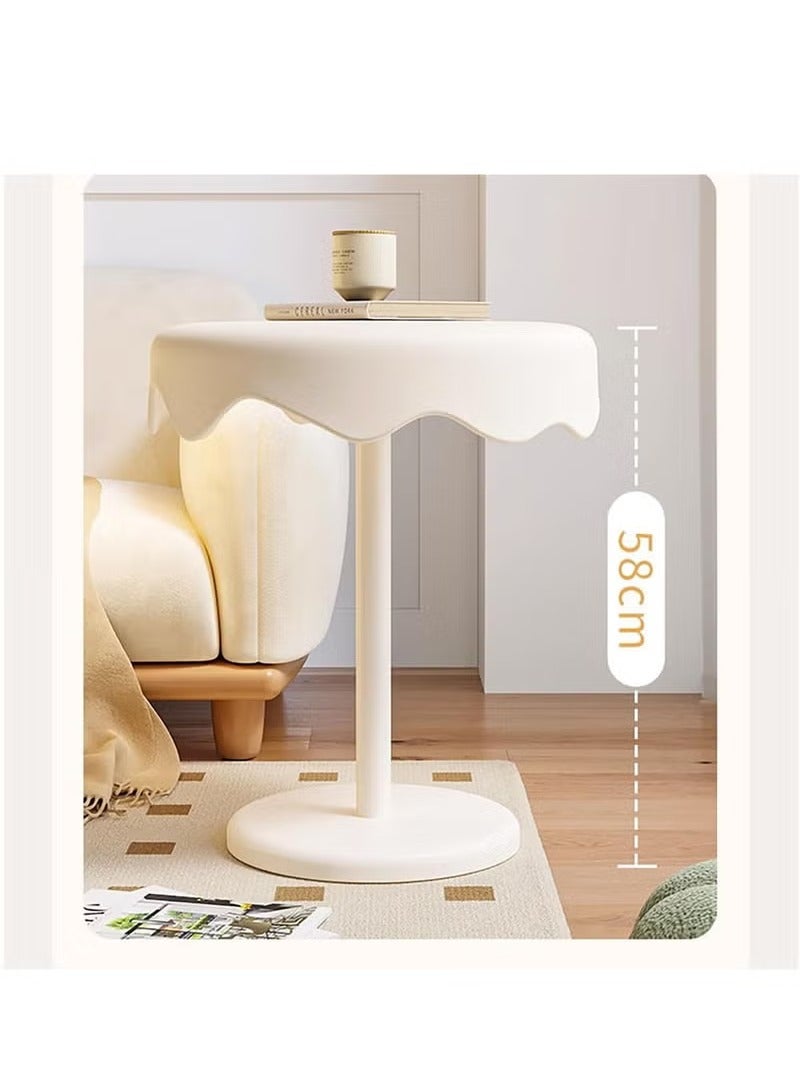 عربست طاولة جانبية بلاستيكية مستديرة - طاولة جانبية بلاستيكية مستديرة - طاولة جانبية مدمجة ذات حافة متموجة ناعمة لغرفة المعيشة أو الشرفة أو غرفة النوم (أبيض) - Image 5